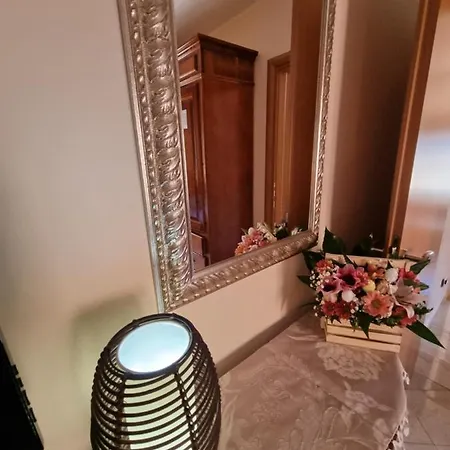 Lovely Apartment On The Sea Shore, With A View And Free Wi-Fi Cattaro Esterno foto